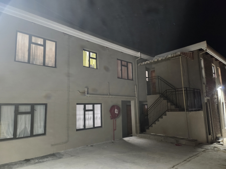 Commercial Property for Sale in Klein Drakenstein Western Cape